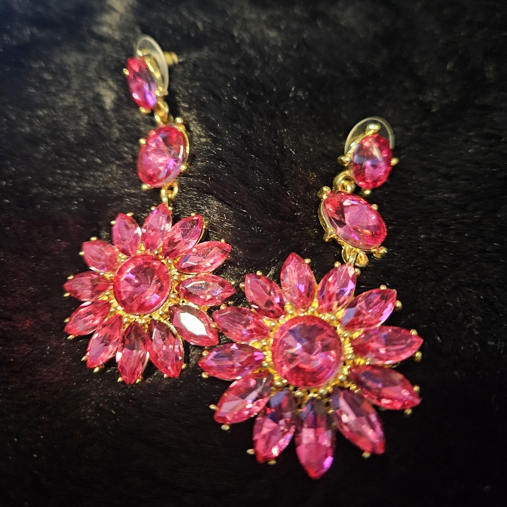 Elegant Pink Floral Earrings